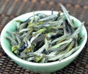 白茶一畝地能產(chǎn)多少斤？